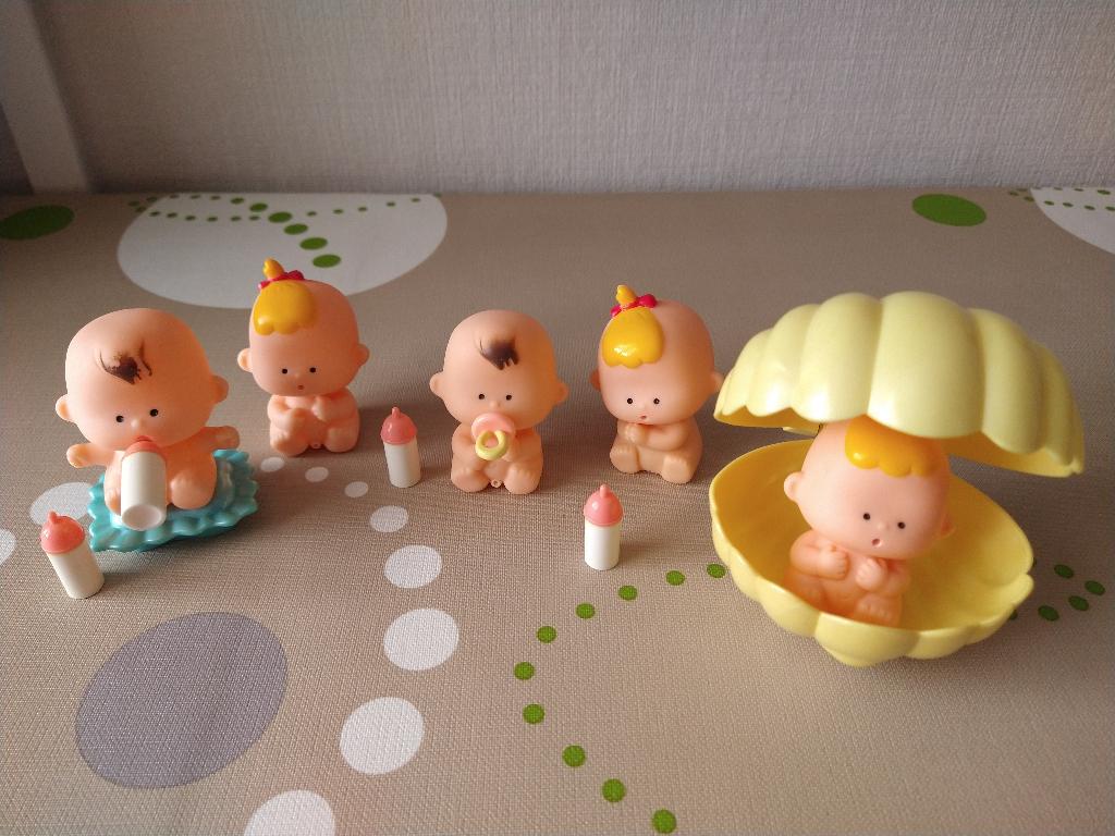 Vintage popjes Tomy van 1990, Enlèvement