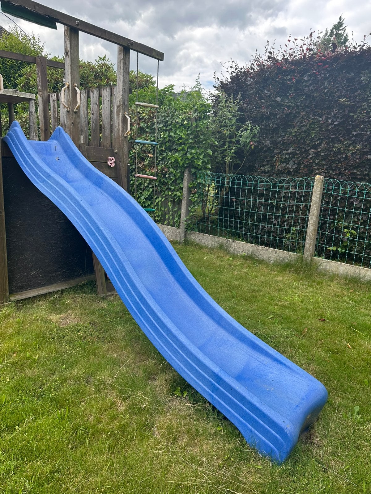 Blauwe glijbaan, Kinderen en Baby's, Speelgoed | Buiten | Speeltoestellen, Ophalen, Zo goed als nieuw, Glijbaan