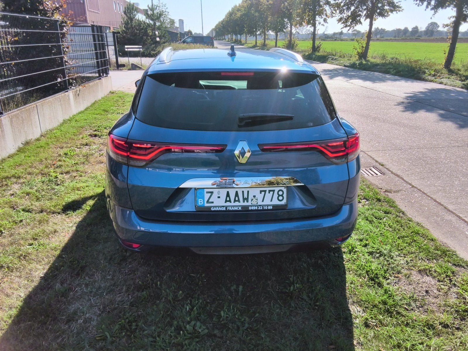 Renault Megane 1.3 benzine automaat in goede staat, Autos, 1332 cm³, Achat, Noir, 5 portes