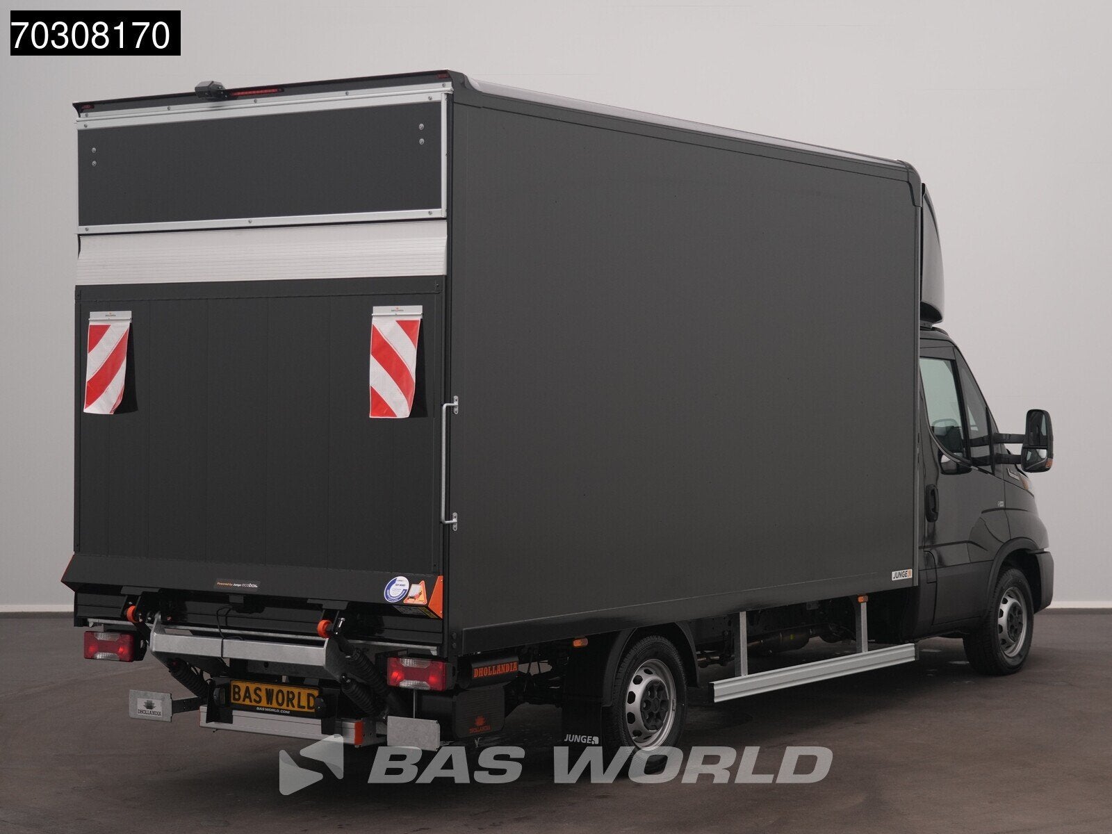 Iveco Daily 35S18 3.0L Automaat Laadklep 180PK Bakwagen ACC, Automaat, Stof, Euro 6, 4 cilinders