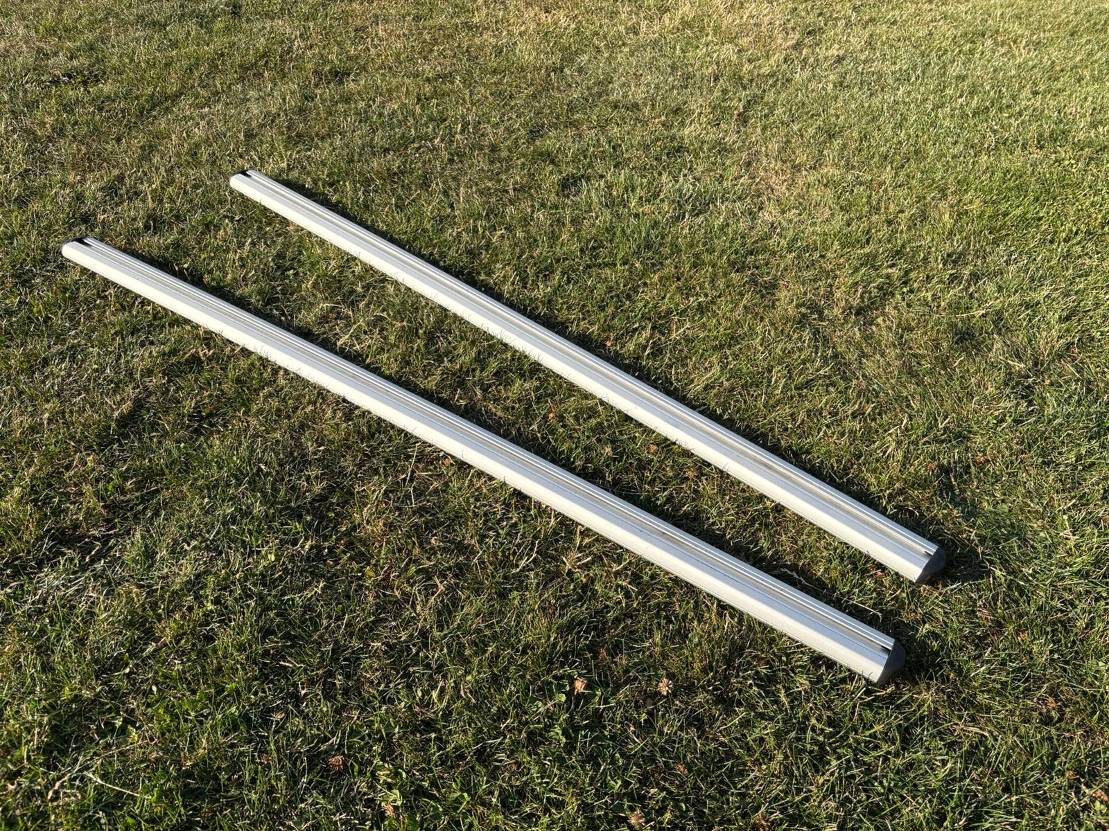 2 barres de toit NORAUTO 2L, Enlèvement, Comme neuf