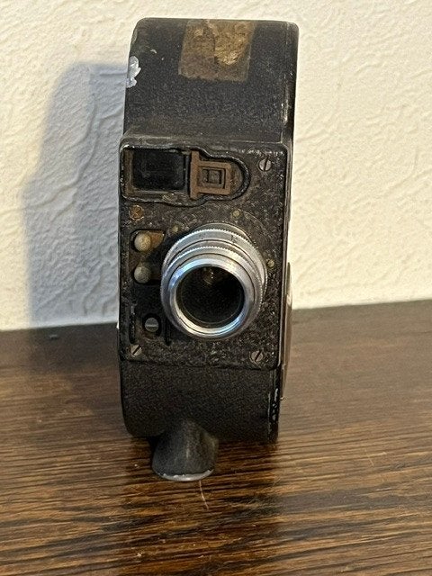 Bell & Howell Filmo Sportster Standard 8 filmcamera, Ophalen, Filmcamera