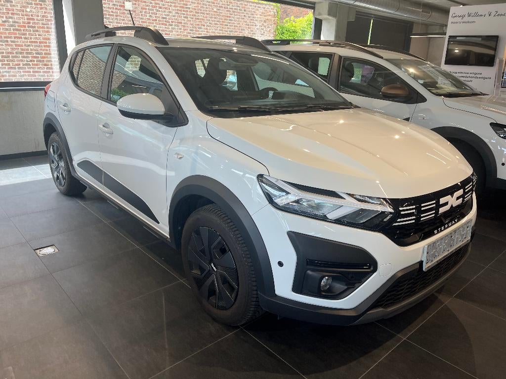 Dacia Sandero Stepway Automaat, Auto's, Testrit aan huis, Stof, 139 g/km, USB