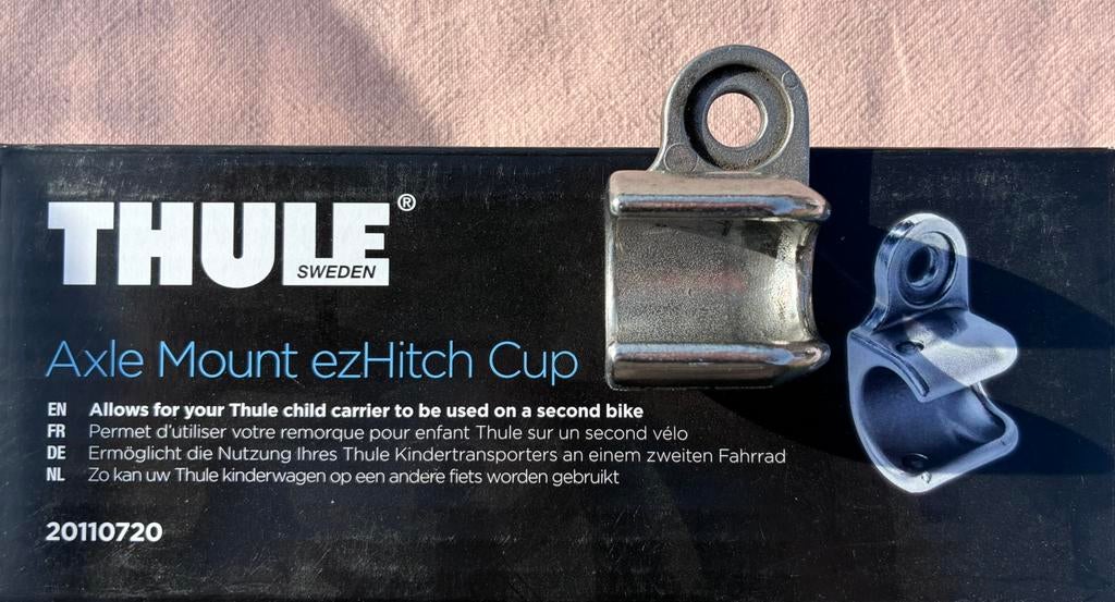 Thule Axle Mount ezHitchcup: trekhaak voor fietskar, Fietsen en Brommers, Fietsaccessoires | Buggydragers, Ophalen, Zo goed als nieuw