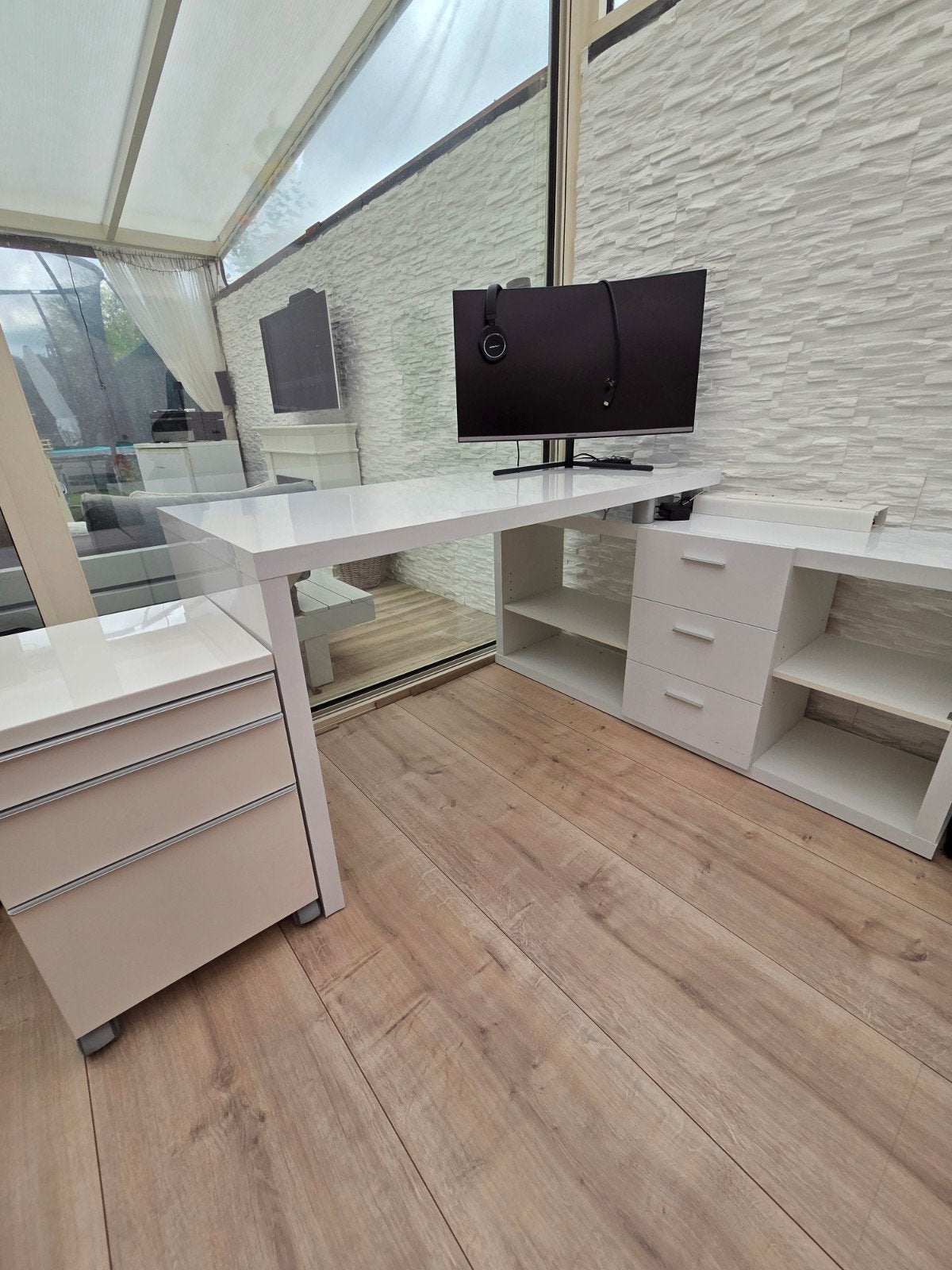 mooie hoekbureau met ladekast, Huis en Inrichting, Complete inboedels, Ophalen