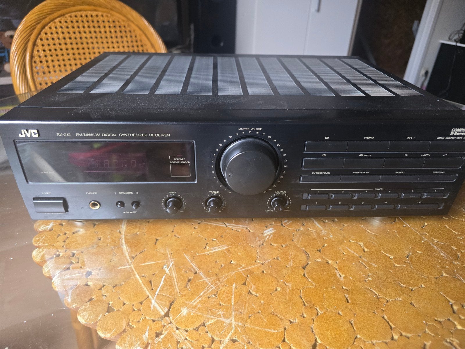Prachtige versterker reciever jvc met phono ingang, Ophalen, JVC