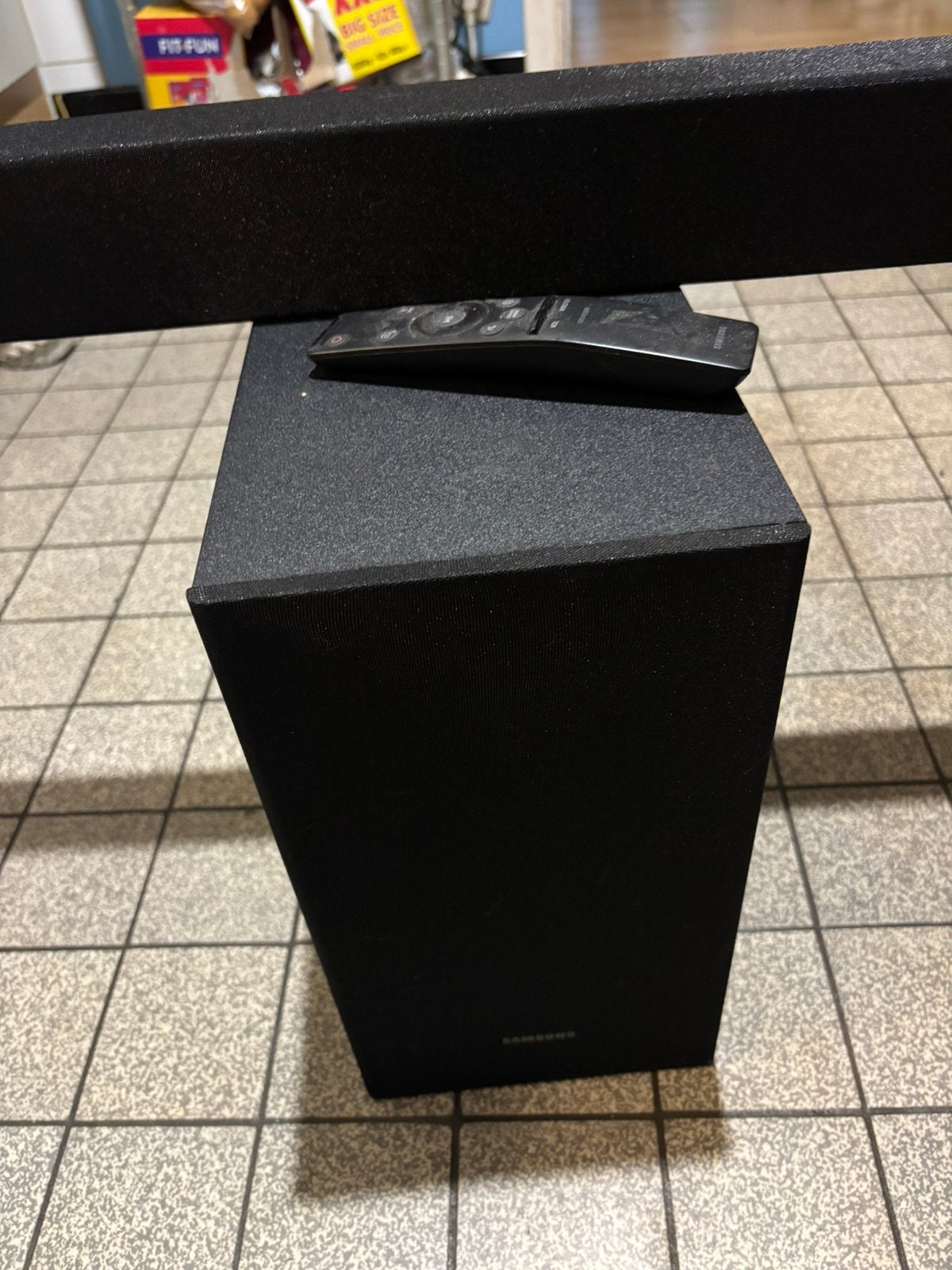Samsung soundbar Dolby audio, Afstandsbediening, Ophalen, Zo goed als nieuw, Subwoofer