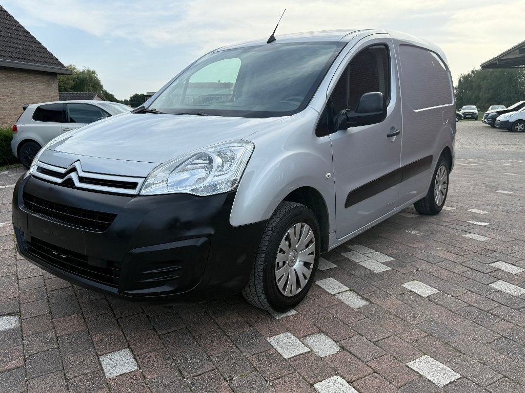Citroen Berlingo 1.6hdi euro 6  licht vracht gekeurd vvk, Autos, 1450 kg, Argent ou Gris, Achat, Euro 6