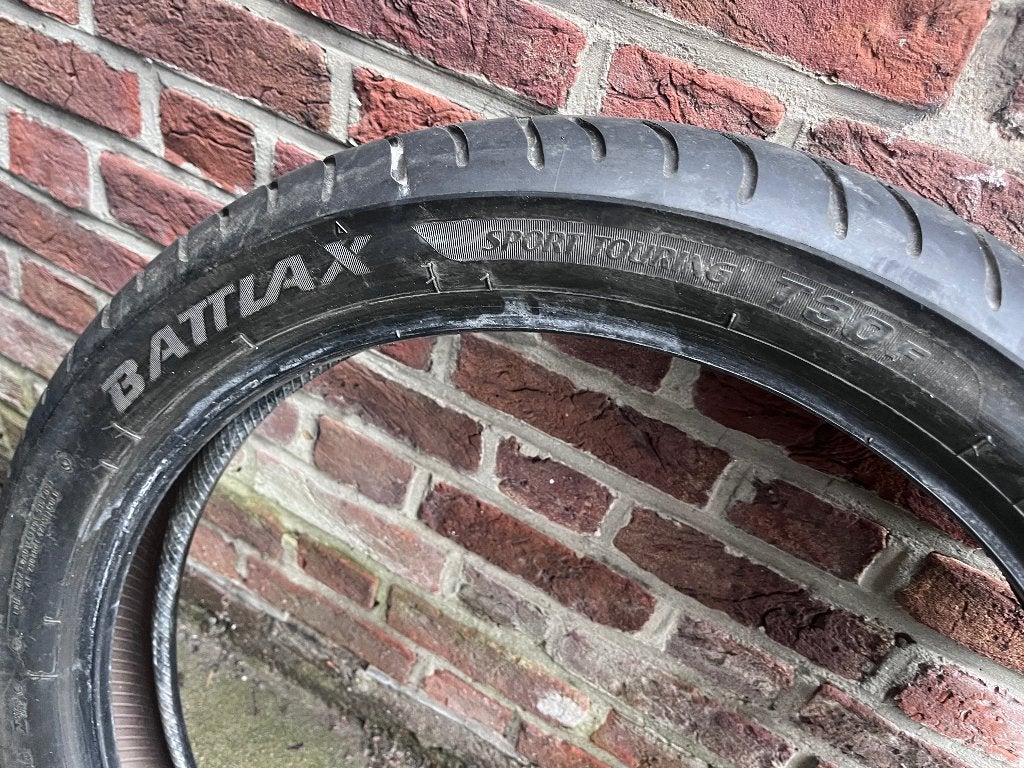 Set banden Bridgestone Battlax Sport Touring T30F, Motoren, Onderdelen | Merk-onafhankelijk, Nieuw, Ophalen