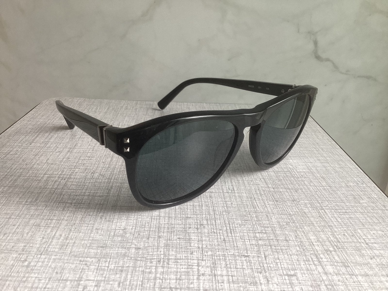 Zonnebril van het merk Valentino. Made in Italy., Ophalen of Verzenden, Zo goed als nieuw, Zonnebril
