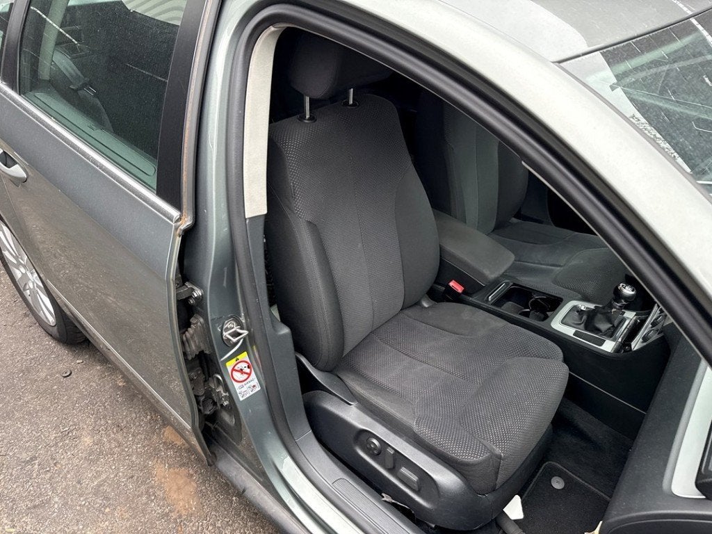 STOEL RECHTS VOOR Volkswagen Passat Variant (3C5), Auto-onderdelen, Interieur en Bekleding, Gebruikt, Volkswagen, Volkswagen AG