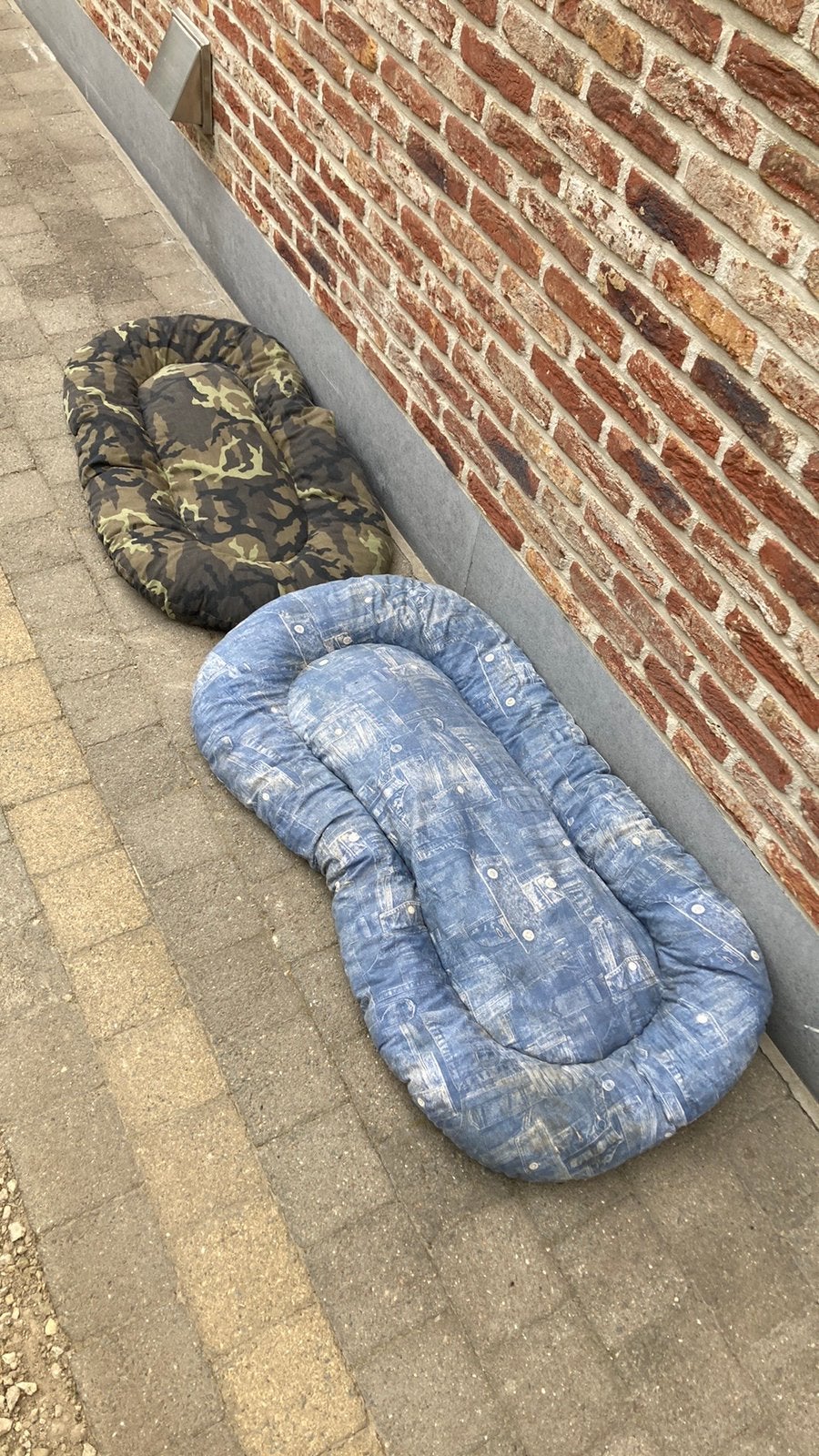 Honden kussen hondenmand, Enlèvement, Comme neuf