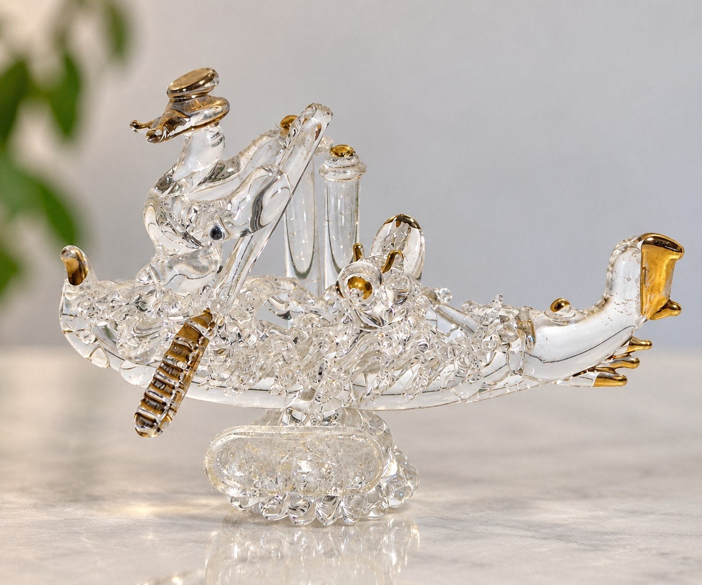 Vintage glazen Venetiaanse gondel met gondelier – handgemaak, Enlèvement ou Envoi, Comme neuf, Humain