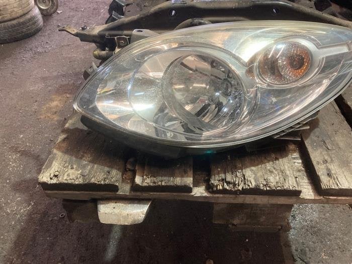 Phare gauche d'un Renault Twingo, Renault, -, 3 mois de garantie, Utilisé
