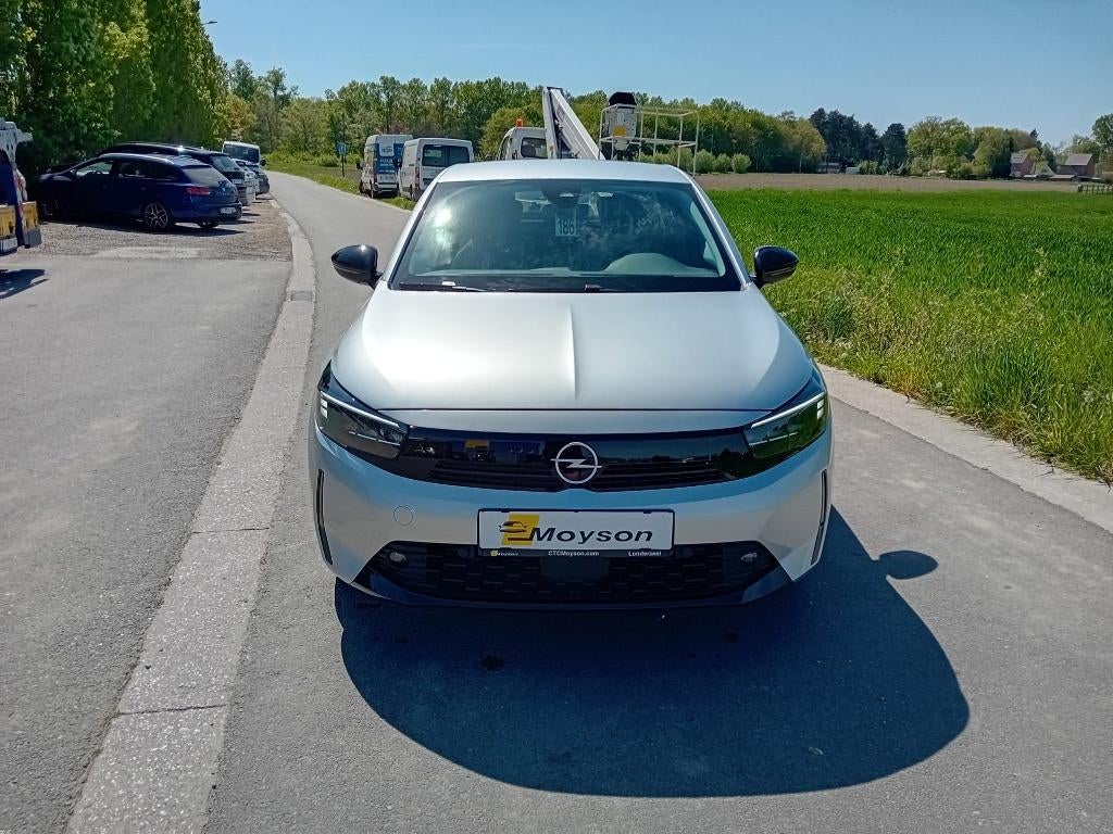 Opel Corsa Benzine - 3600kms!! - 1 jr garantie, Auto's, Voorwielaandrijving, 1199 cc, Bedrijf, 3 cilinders