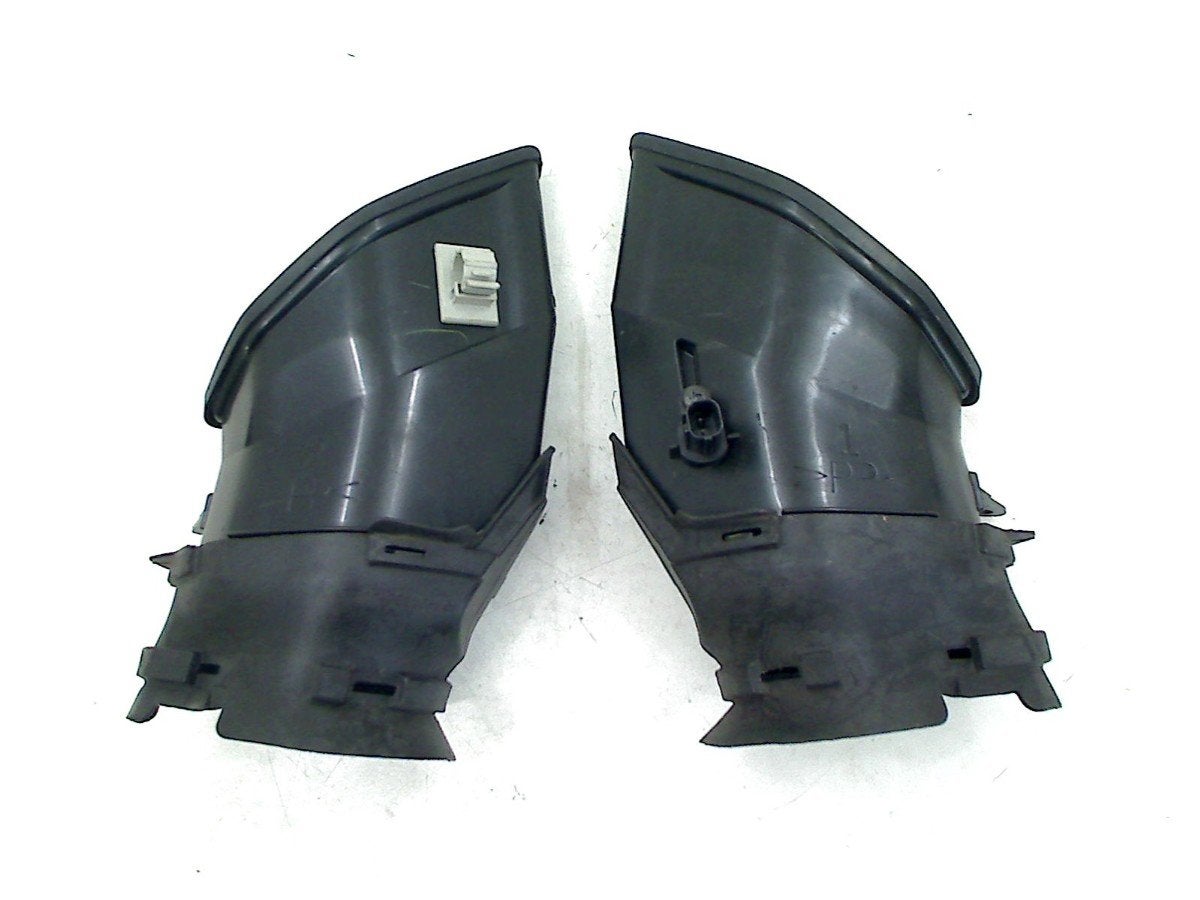 LUCHTINLAAT SET Yamaha YZF R1 2007-2008 (YZF-R1 4C8), Yamaha Motor Europe N.V., Gebruikt, Customersupport@yamaha-motor.co.uk, Koolhovenlaan 101
1119 NC  Schiphol-Rijk, NL