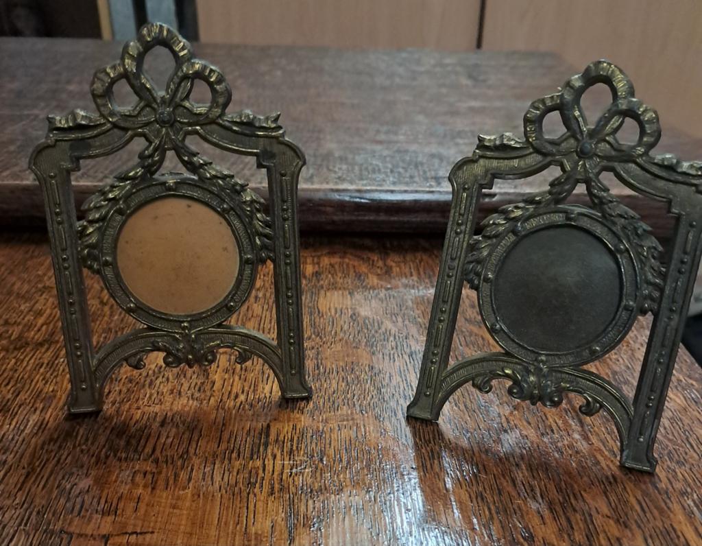 Zeldzame, antieke bronzen fotolijstjes, Antiek en Kunst, Ophalen of Verzenden