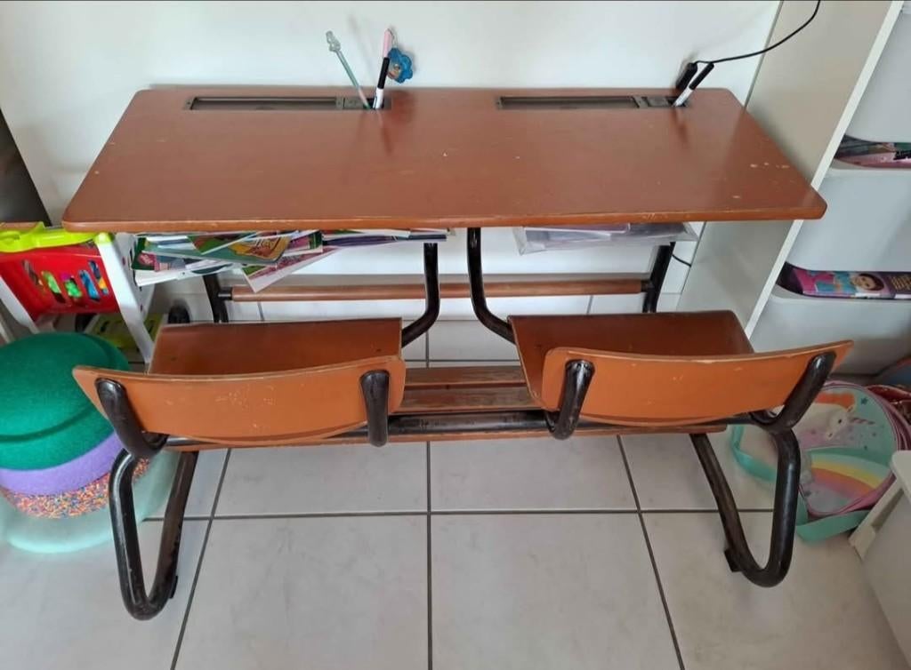Schoolbank, Enlèvement, Utilisé
