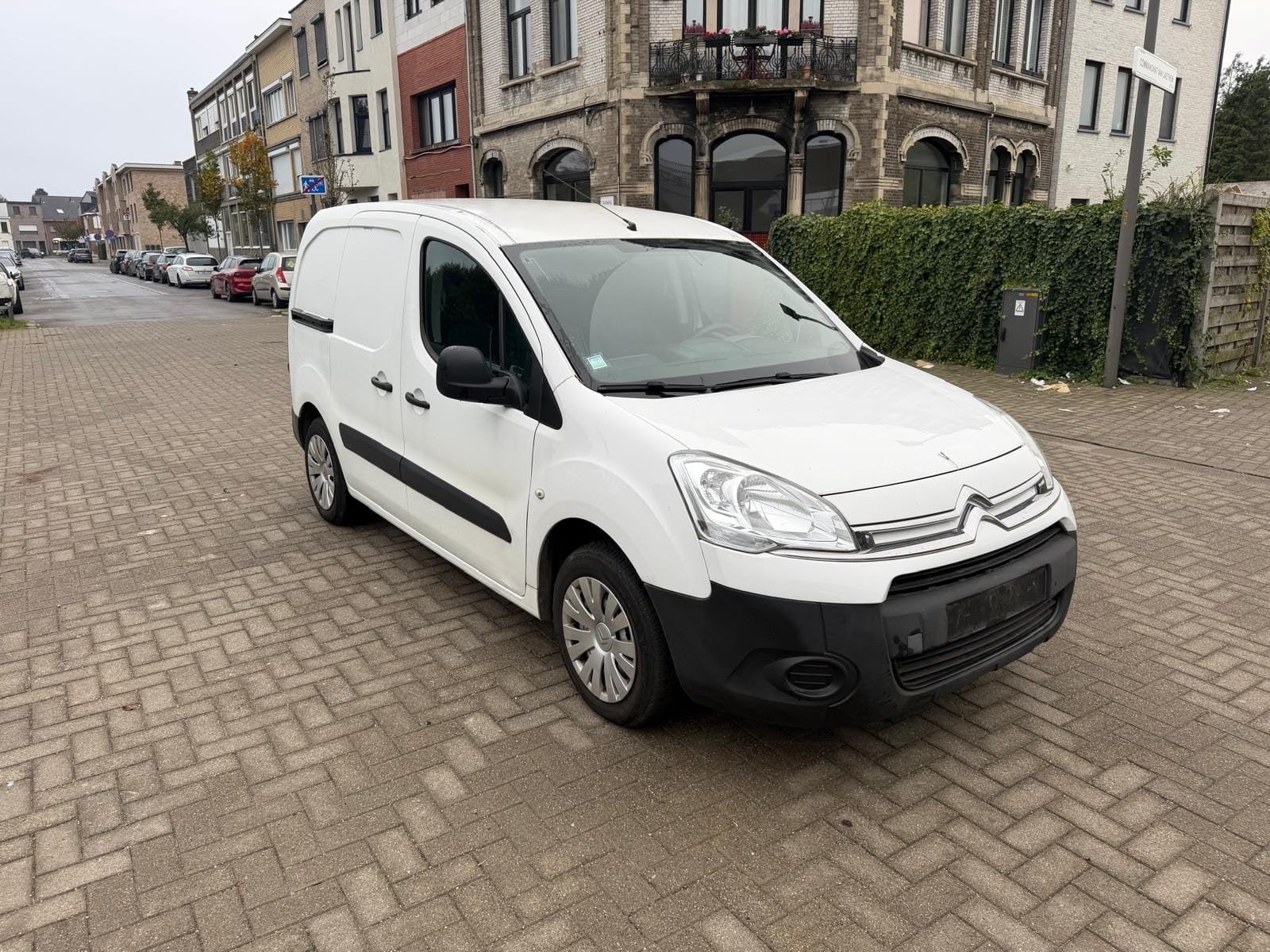 CITROEN BERLINGO 1.6 HDI AUTOMAAT 2015 162000KM AC KEURING, Elektrische ramen, Wit, Diesel, Particulier