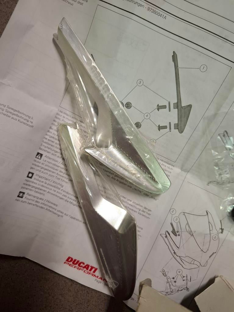 Kit cover mirror hole  panigale 899/1199, Motoren, Ophalen, Nieuw