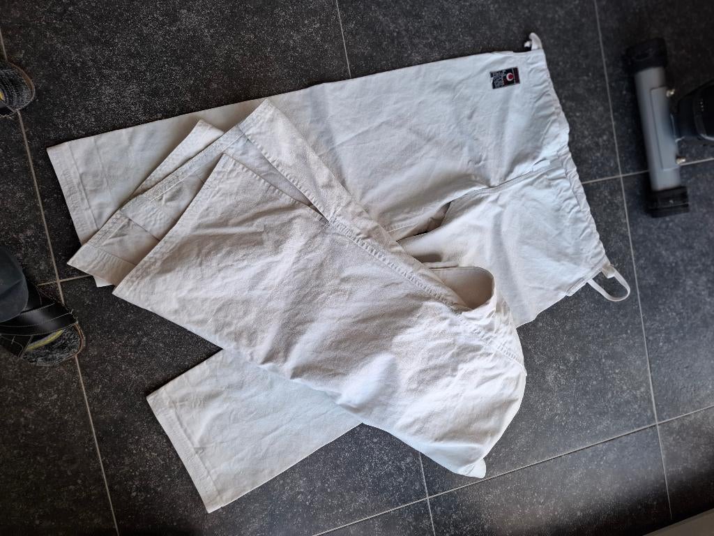Karate pak tokaido nr 5, Sport en Fitness, Gebruikt, Maat L, Ophalen of Verzenden, Karate