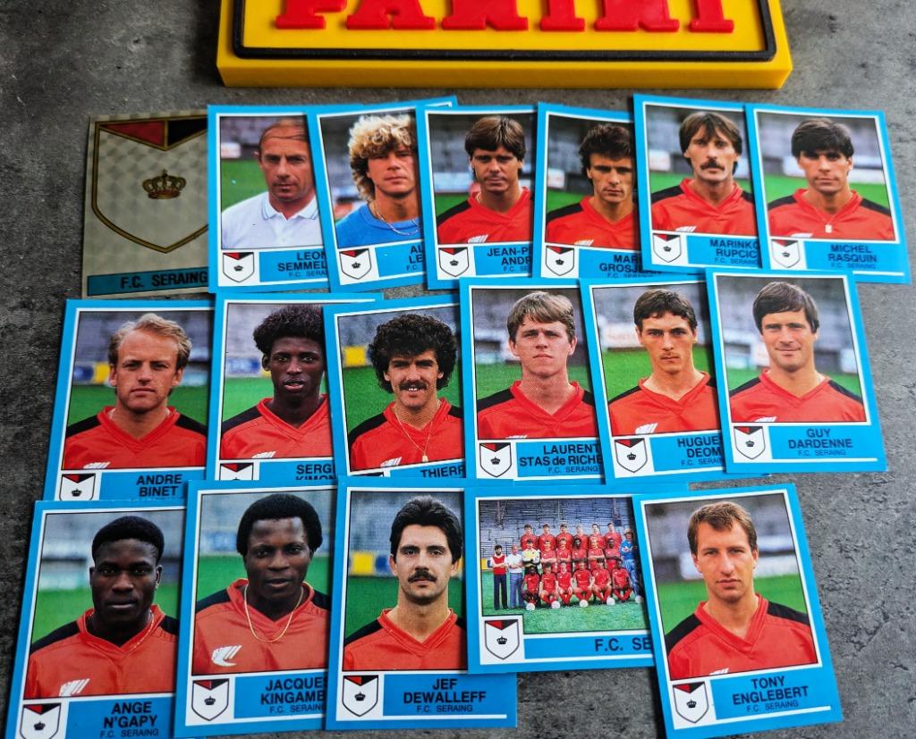 PANINI FOOTBALL 87  SERAING  18 STICKERS 1987 voetbal, Verzenden, Nieuw
