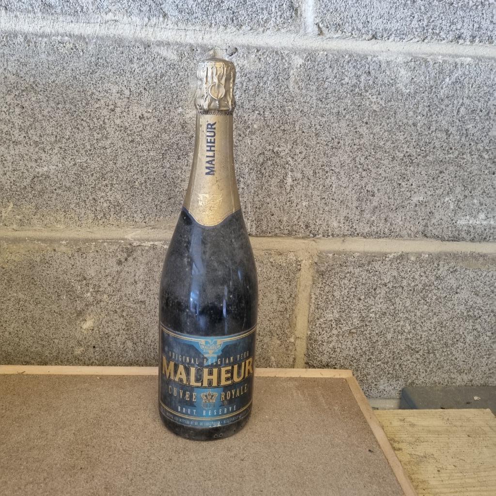 Bouteille de bière Malheur Cuvée Royale (modèle 2), Ophalen of Verzenden, Gebruikt, Flesje(s), Overige merken