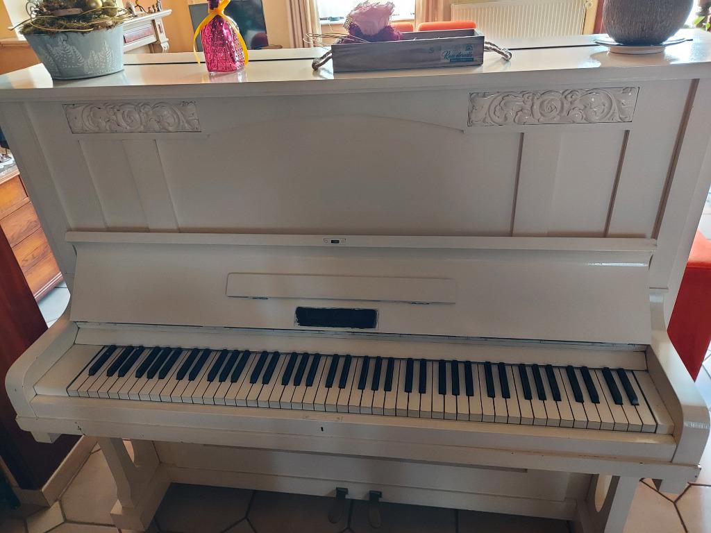 Staande piano, Ophalen of Verzenden, Gebruikt, Overige typen