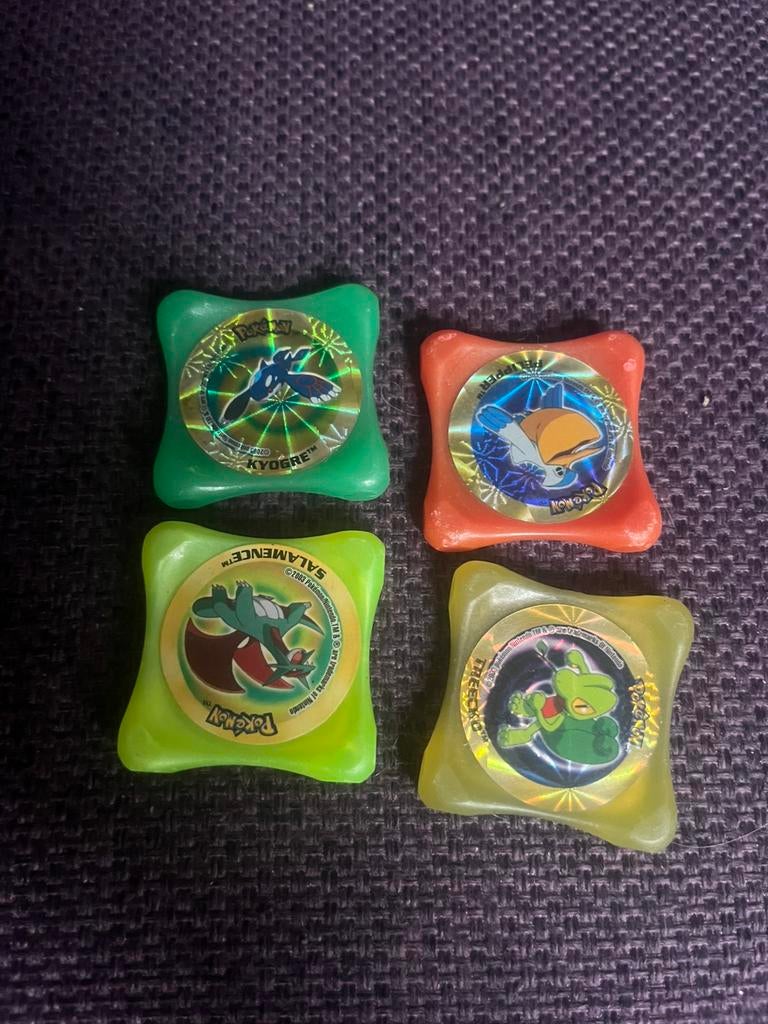 Lot de 4 WAPS/floppo différents Nintendo Pokémon, Ophalen of Verzenden
