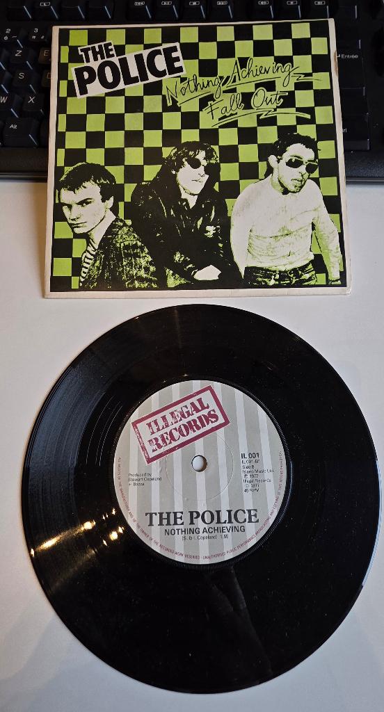 45 Punk The Police Uk 1979 " Nothing Achieving , Fall out ", Verzenden