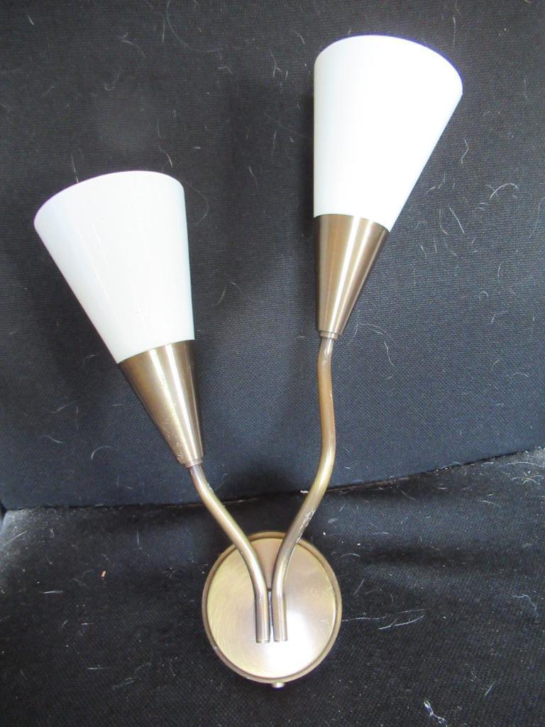 Lampe murale ht 43 cm l. 29 cm dorée et blanche bon état, Enlèvement
