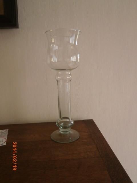 beau vase sur pied 33 cm état neuf, Enlèvement ou Envoi