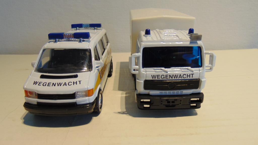 2 Schaal modellen wegenwacht -1/43, Ophalen of Verzenden, Zo goed als nieuw, Auto, Overige merken