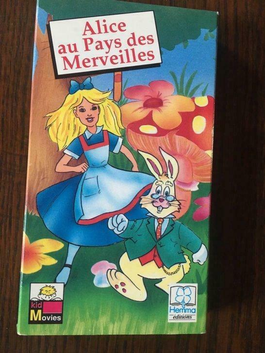 VHS Alice au pays des merveilles, Enlèvement ou Envoi, Film