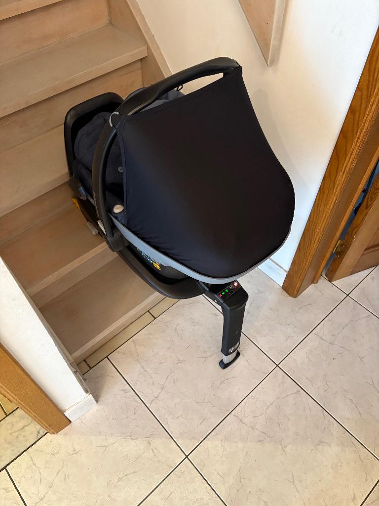 Maxi-Cosi babystoel, Pearl stoel groep 2/3 en 2wayfix, Ophalen, Verstelbare rugleuning, 0 t/m 18 kg, Zo goed als nieuw