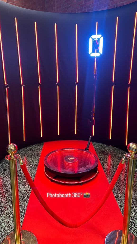 📸 Location Photobooth 360°- Expérience 🎥✨Belgique, Musique & Instruments, Lumières & Lasers, Comme neuf, Enlèvement