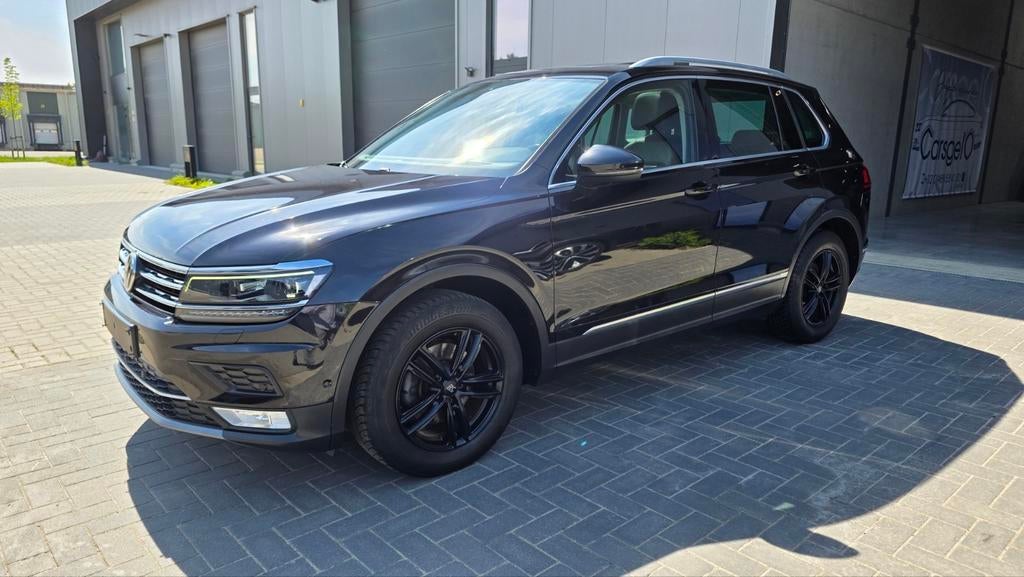 VW Tiguan 1.4 Benzine Automaat Full Opties . Model 2017j., Automaat, 4 cilinders, 1396 cc, Zwart