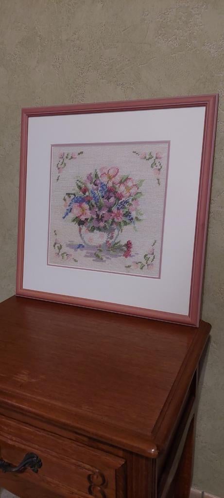 Broderie encadrée - 40 x 40 cm - Fleurs, Enlèvement ou Envoi, Comme neuf