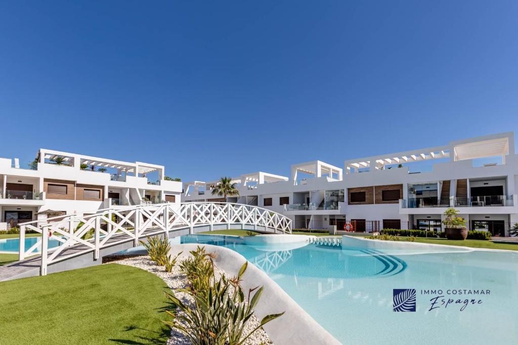 bungalow neuf avec vue imprenable à vendre en Espagne