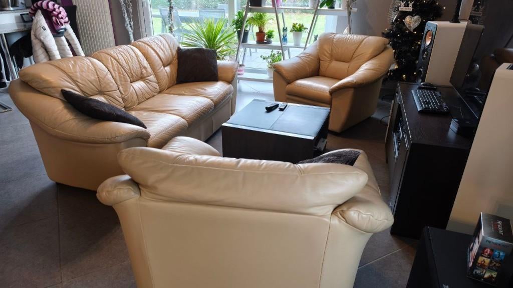 Canapé et fauteuils en cuir beige 3+1+1 Disponible de suite, Quatre personnes ou plus, Enlèvement, Utilisé, Cuir