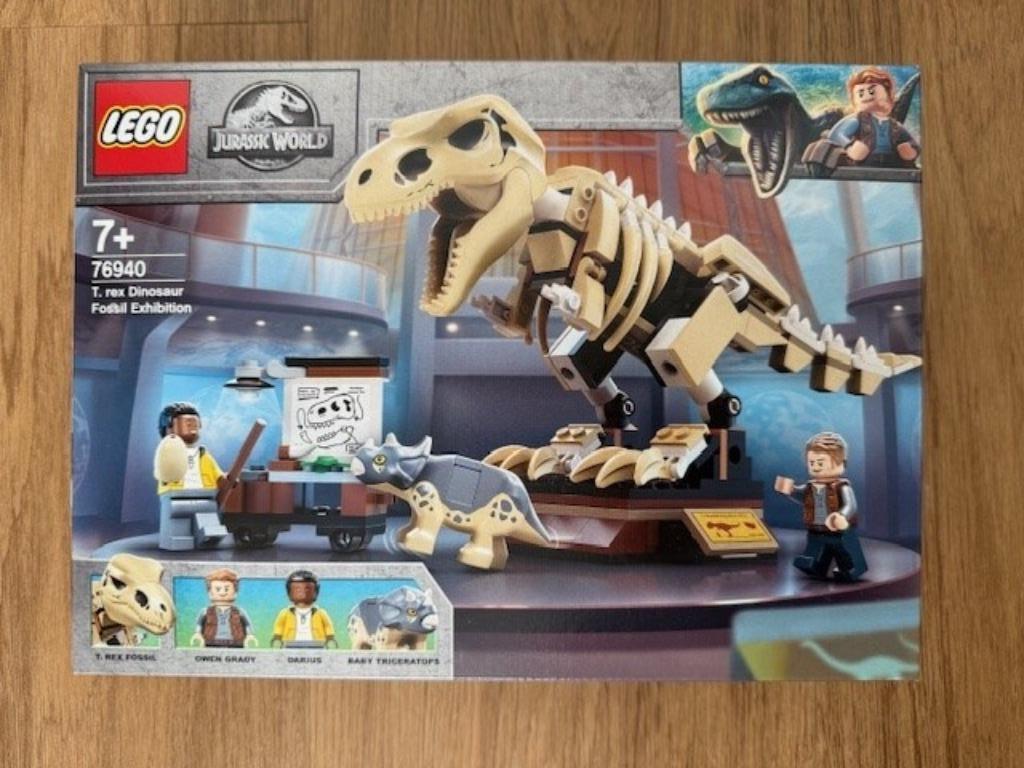 Lego 76940 - Tentoonstelling dinosaurusfossiel van T. rex, Ophalen of Verzenden, Nieuw, Complete set, Lego