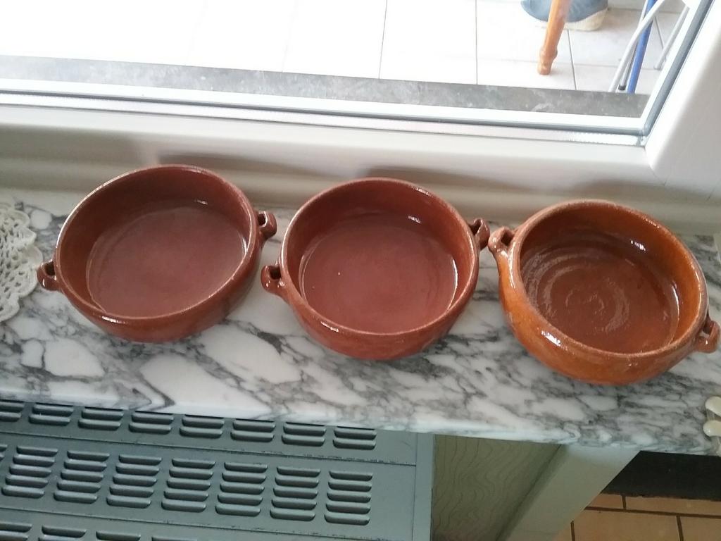 Tapas of spaghetti kommen, Huis en Inrichting, Keuken | Potten en Pannen, Ophalen of Verzenden, Zo goed als nieuw