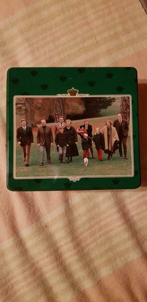 Boite en métal delacre de la famille royal belge, Enlèvement ou Envoi