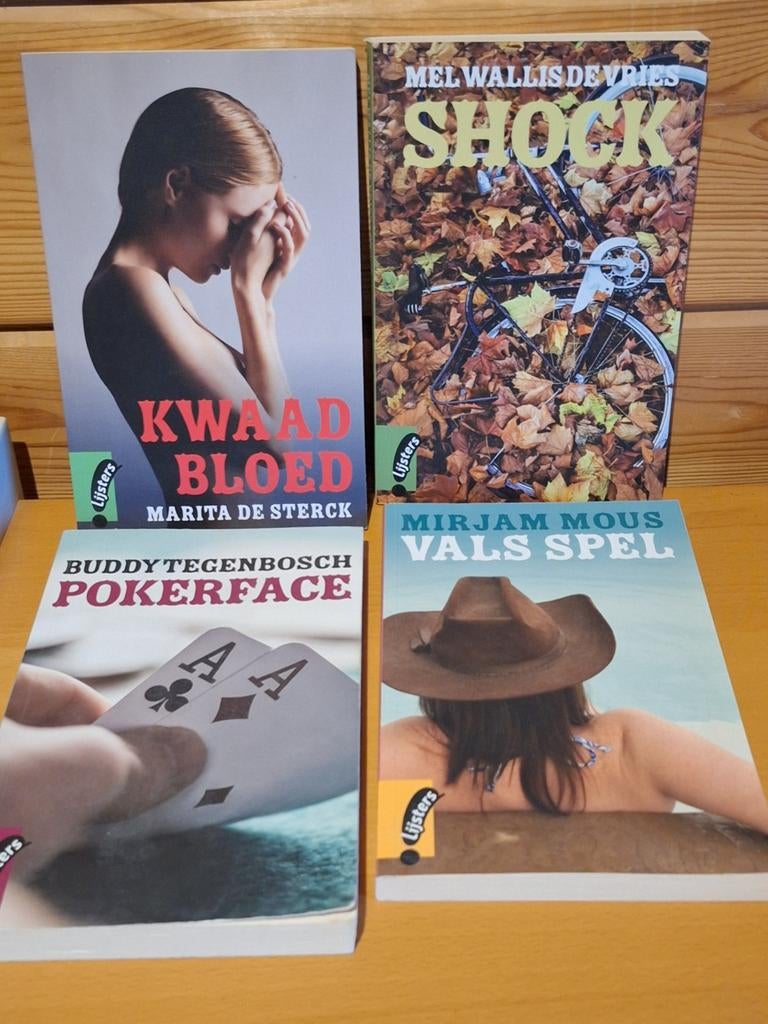 4 Jonge Lijsters, Boeken, Ophalen of Verzenden, Zo goed als nieuw