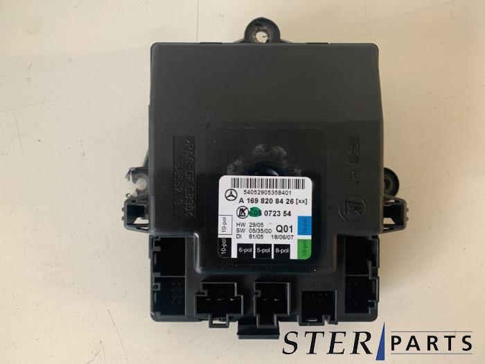Centrale Deurvergrendelings Module van een Mercedes A-Klasse, Ophalen of Verzenden, 3 maanden garantie, Gebruikt, Mercedes-Benz