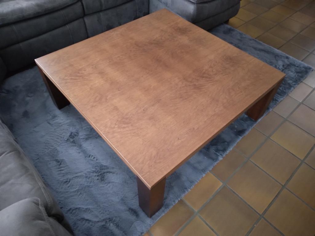 Gratis ophalen, vierkante salontafel hout, Huis en Inrichting, Ophalen, Vierkant, Zo goed als nieuw, Kersenhout