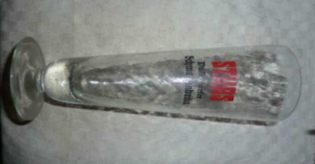 #F bier glas STUBS Düsseldorfer Schwabenbräu 0,25L Craquelé, Verzamelen, Glas en Drinkglazen, Ophalen of Verzenden, Gebruikt, Bierglas
