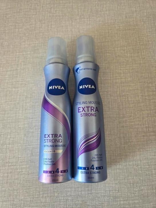 Nieuw !! 2 x Nivea Styling Mousse., Ophalen of Verzenden, Nieuw, Gel, Wax, Haarlak of Mousse
