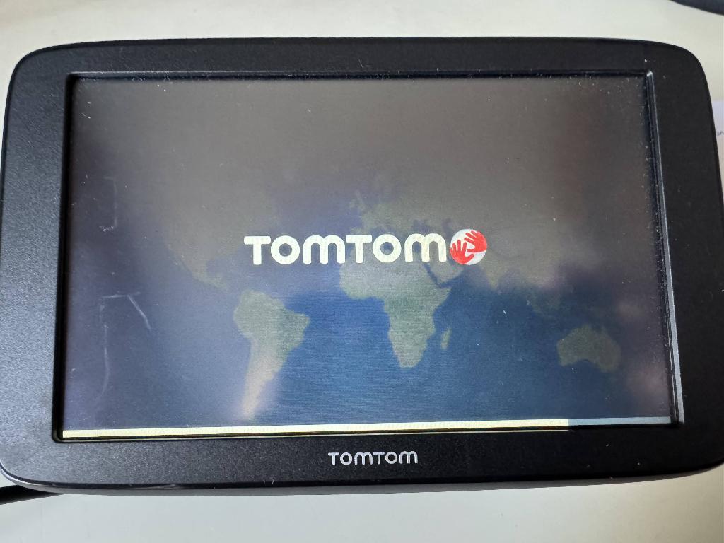 GPS TomTom Go Basic 6, Autos : Divers, Navigation de voiture, Utilisé, Enlèvement