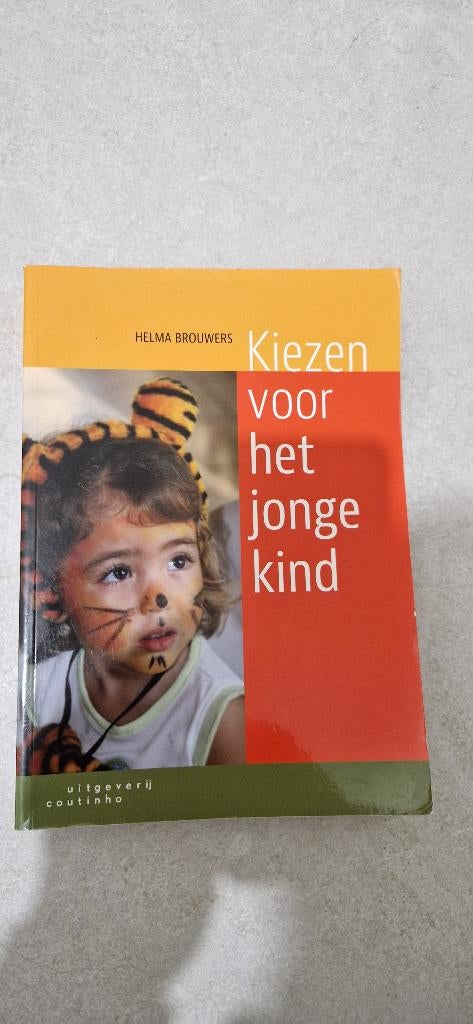 Boek "kiezen voor het jonge kind", Boeken, Ophalen, Zo goed als nieuw, Opvoeding tot 6 jaar